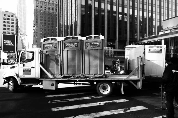 Best Luxury portable toilet rental  in Semmes, AL